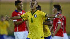  Marcos Guilherme celebra el gol de Brasil 