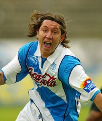 Goleador de Colo Colo y del fútbol mexicano, Luis Ignacio Quinteros sólo tuvo dos apariciones en la selección chilena. Ambas fueron en 2004, ante Ecuador (0-2) y Argentina (0-0), en el camino a Alemania 2006.