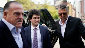 FILE PHOTO: Sam Bankman-Fried, the founder of bankrupt cryptocurrency exchange FTX, arrives at court as lawyers push to persuade the judge overseeing his fraud case not to jail him ahead of trial, at a courthouse in New York, U.S., August 11, 2023.  REUTERS/Eduardo Munoz/File Photo