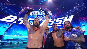 Roman Reings, Paul Heyman, Jey y Jimmy Uso, en WrestleMania Backlash.