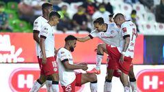 Pedro Alexis Canelo celebrates his goal 1-2 of Toluca during the game Leon vs Toluca, corresponding to reclassification of the Torneo Clausura Guard1anes 2021 of the Liga BBVA MX, at Nou Camp Leon Stadium, on May 09, 2021. &lt;br&gt;&lt;br&gt; Pedro Ale