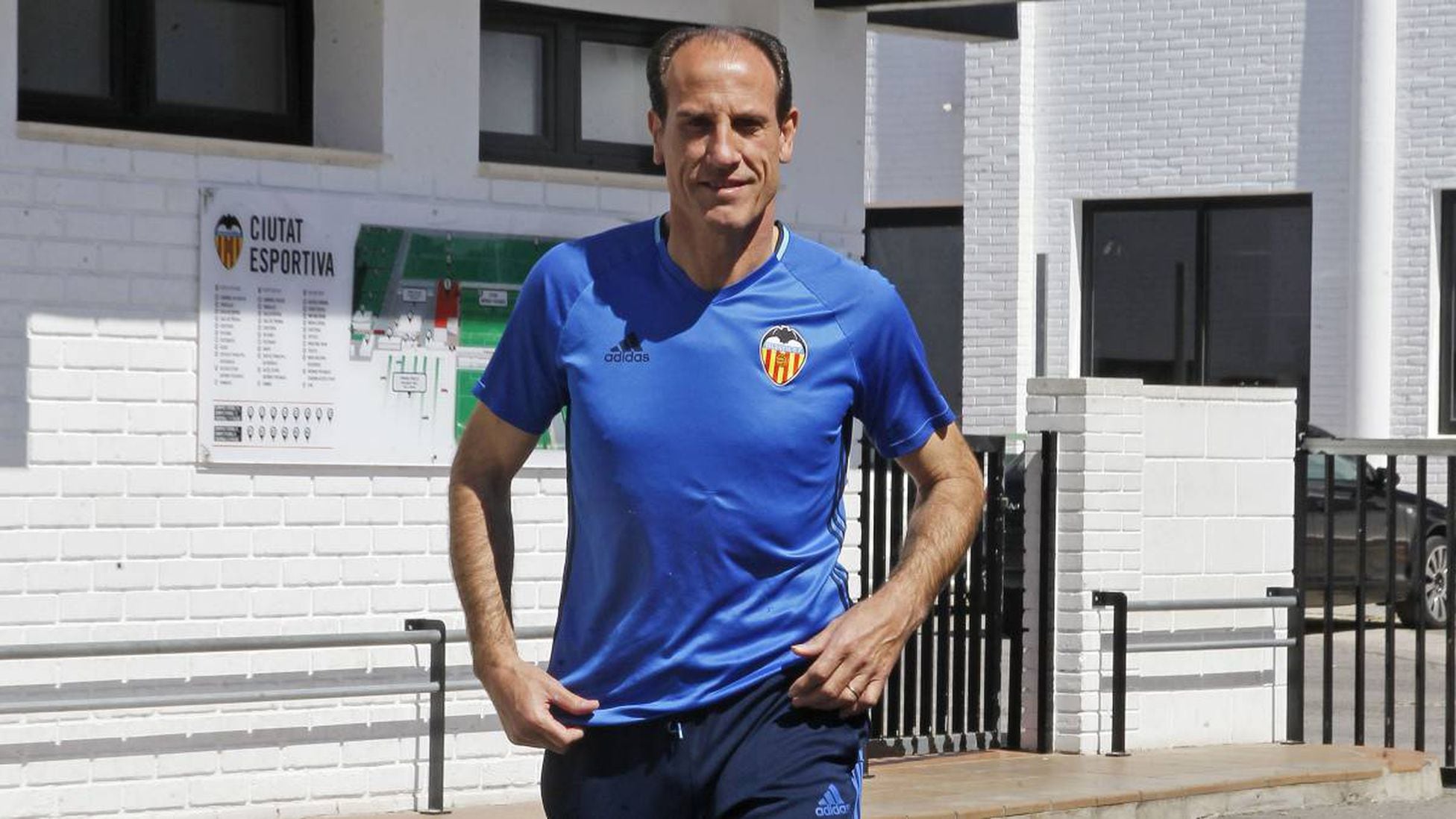 Voro: "Valencia have told me they are looking for a new coach" - AS USA