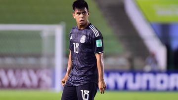 Efraín Álvarez es internacional por la Selección de México y trabaja con el LA Galaxy de la MLS con la ilusión de estar en la Copa del Mundo de Qatar 2022.