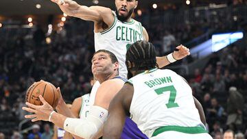 The Milwaukee Bucks suffered a 41-point loss to the Boston Celtics on Thursday, losing out on the chance to clinch the no. 1 seed in the East.