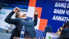 Carlsen venceu o Campeonato Mundial de Blitz e Assaubayeva defendeu o  título no feminino 