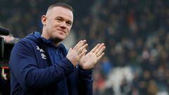 Wayne Rooney se llev&oacute; una grata sorpresa al verse bien recibido por los fan&aacute;ticos del club en el que fungir&aacute; como entrenador y jugador al mismo tiempo.