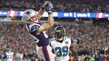 Two-time Super Bowl winner wide receiver Danny Amendola has decided to retire after 13 seasons in the NFL. Let’s take a look back at his time in the league.