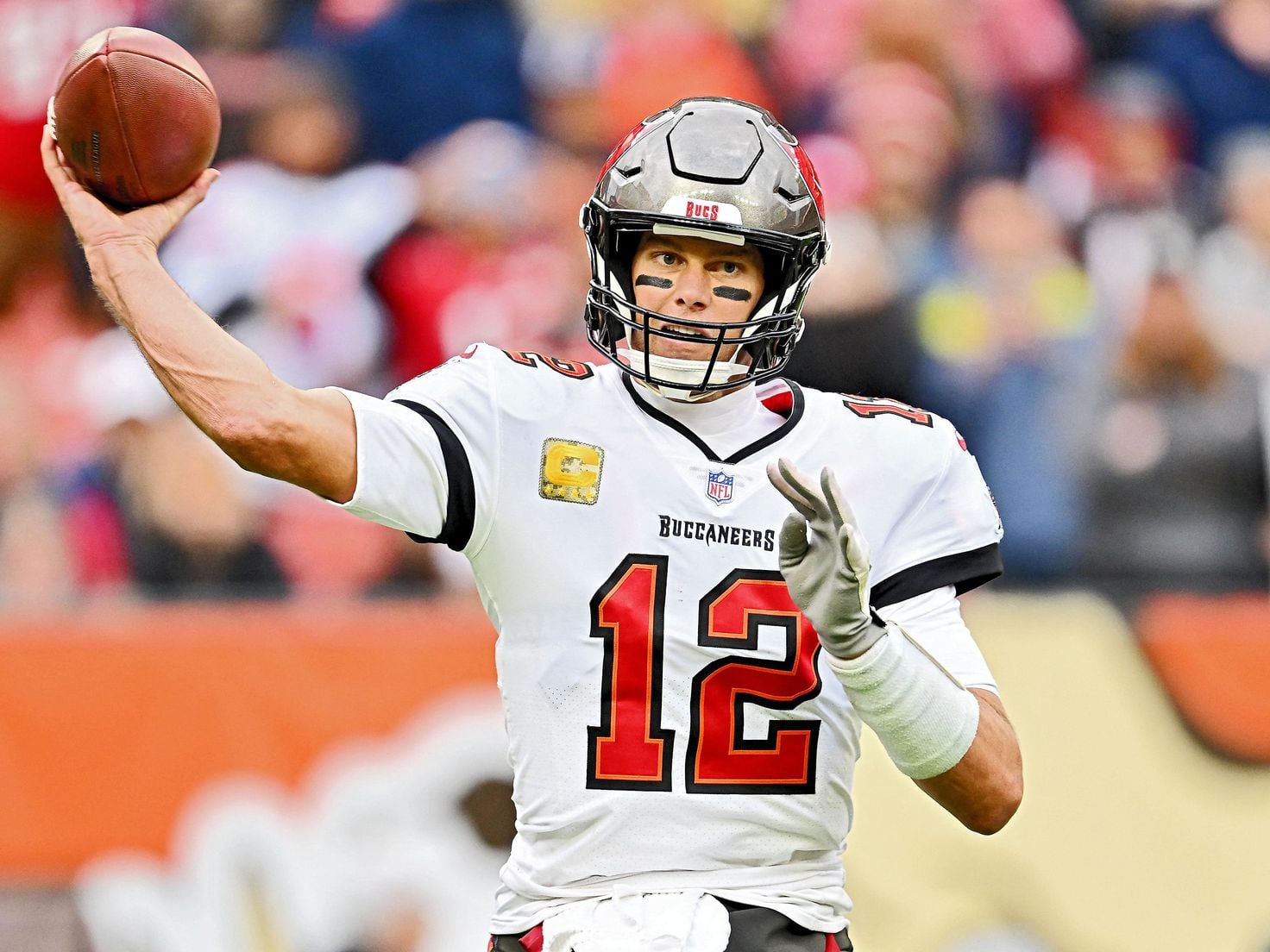 Brady, Bucs fall 23-17 against Browns in OT