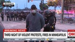 Un periodista de CNN, detenido en directo mientras cubría las protestas de Minneapolis