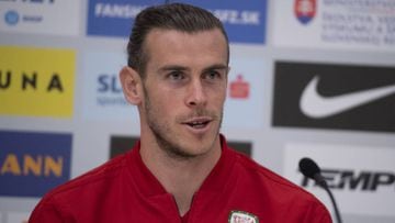 09 October 2019, Slovakia, Bratislava: Wales&#039; Gareth Bale attends a press conference for the Wales national soccer team, ahead of the UEFA Euro 2020 qualifying group E soccer matches against Slovakia at City Arena Trnava stadium. Photo: Pavel Neubaue