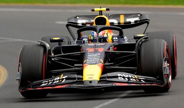 Formula One F1 - Australian Grand Prix - Melbourne Grand Prix Circuit, Melbourne, Australia - April 1, 2023 Red Bull's Sergio Perez during practice REUTERS/Darrian Traynor
