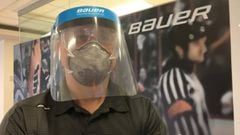 Bauer hockey es una empresa que se dedica al equipamiento de jugadores de hockey, pero con el coronavirus ofreci&oacute; hacer mascarillas para doctores y enfermeras.