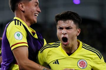 En imágenes el partido entre Colombia y Argentina.