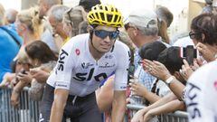 Mikel Landa antes de tomar la salida de una etapa en el Tour de Francia.