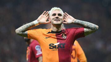 ISTANBUL, TURKEY - NOVEMBER 05: Mauro Icardi of Galatasaray celebrates after scoring his team's first goal  during the Super Lig match between Galatasaray and Besiktas at NEF Stadium on November 5, 2022 in Istanbul, Turkey. (Photo by Seskim Photo/MB Media/Getty Images)