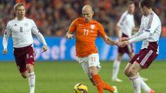 Robben fue autor de dos goles ante Letonia.