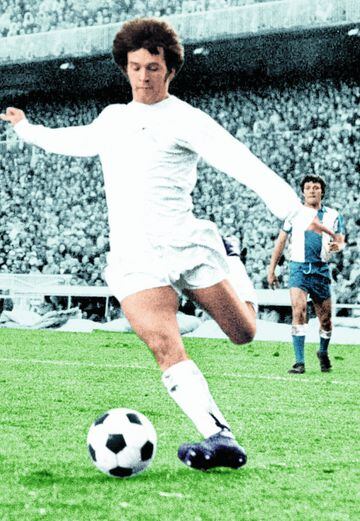 El argentino militó en el Real Madrid entre 1971 y 1973 y en el Betis entre 1973 y 1980.