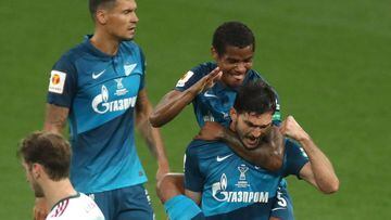Wilmar Barrios celebrando el gol de Ozdoev con Zenit en la Supercopa de Rusia.