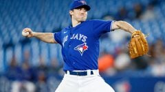 TORONTO, ON - MAY 02: Ross Stripling #48 of the Toronto Blue Jays pitches in the first inning of their MLB game against the New York Yankees at Rogers Centre on May 2, 2022 in Toronto, Canada. (Photo by Cole Burston/Getty Images)