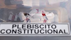 El oficialismo se divide en dos listas ante el segundo proceso constitucional en Chile