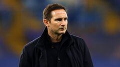 FILED - 28 December 2020, United Kingdom, London: Chelsea&#039;s manager Frank Lampard reacts on the touchline during the English Premier League soccer match between Chelsea and Aston Villa at Stamford Bridge. Chelsea have parted ways with Frank Lampard a