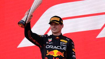 Max Verstappen en el podio del Gran Premio de Azerbaiyán.