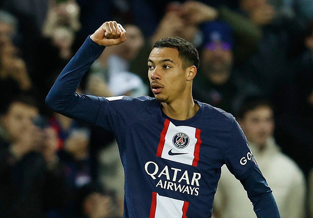 Soccer Football - Ligue 1 - Paris St Germain v Angers - Parc des Princes, Paris, France - January 11, 2023 Paris St Germain's Hugo Ekitike celebrates scoring their first goal REUTERS/Gonzalo Fuentes