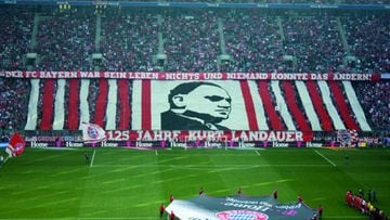 Mosaico en el Allianz Arena con la imagen del expresidente jud&iacute;o Kurt Landauer.