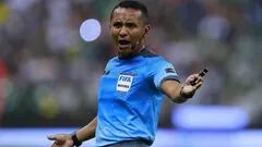 El árbitro salvadoreño Iván Barton aseguró que la decisión de no arbitrar en la Jornada 2 viene porque se podrían enfrentar a sanciones con FIFA.