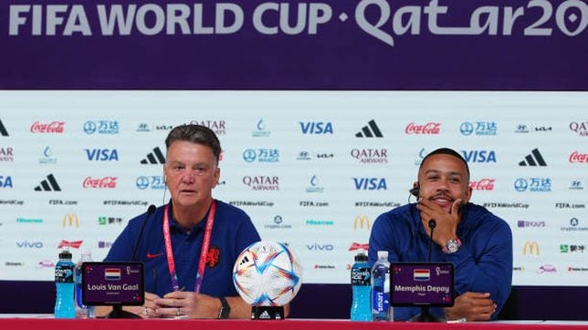 Van Gaal: “¿Di María? Memphis también tuvo que pasar por eso y ahora nos besamos”