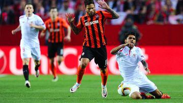 Sevilla's Tremoulinas to miss finals with a ruptured meniscus