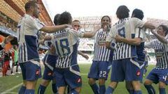 <b>UN TRIUNFO NECESARIO. </b>Los jugadores del Deportivo celebran la importante remontada conseguida en la segunda parte contra el Mallorca.