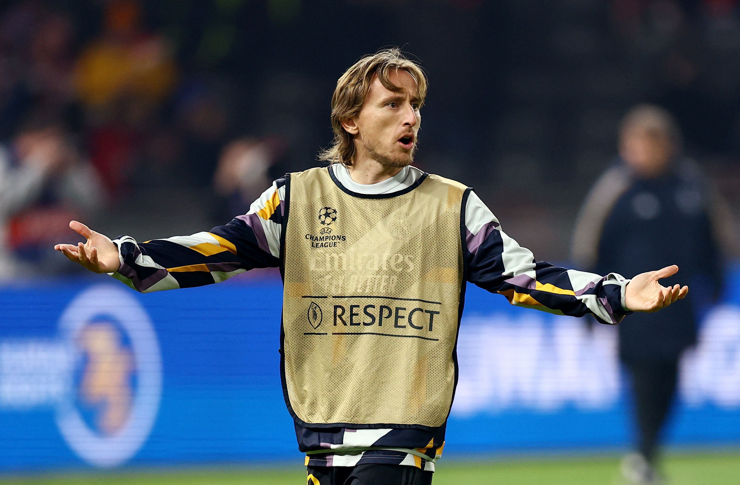 Modric, entre la espada y la pared