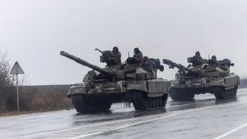 Ukrainian tanks move into Mariupol, after Russian President Vladimir Putin authorized a military operation.