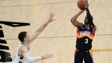 Paul carries Suns past Giannis, Bucks in NBA Finals opener