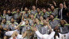La plantilla del Real Madrid celebra el t&iacute;tulo de la Copa del Rey, el 26&ordm; de la historia del club.