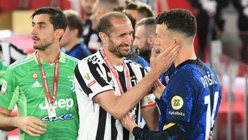 ROME, ITALY - MAY 11: Giorgio Chiellini of Juventus interacts with Ivan Perisic of FC Internazionale following the Coppa Italia Final match between Juventus and FC Internazionale at Stadio Olimpico on May 11, 2022 in Rome, Italy. (Photo by Francesco Pecoraro/Getty Images)
