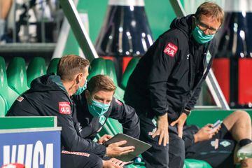 Medidas sanitarias en la banca del Werder Bremen.