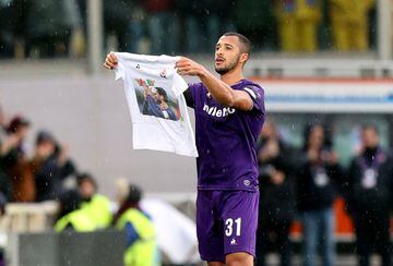 FLORENCE, ITALY - MARCH 11: Bruno Gaspar of ACF Fiorentina celebrates after scoring a goal during the serie A match between ACF Fiorentina and Benevento Calcio at Stadio Artemio Franchi on March 11, 2018 in Florence, Italy.  (Photo by Gabriele Maltinti/Ge