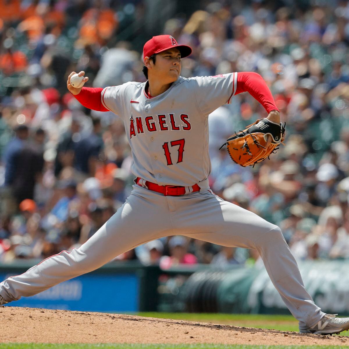 After pitching 9 shutout innings, Shohei Ohtani hits 2 home runs