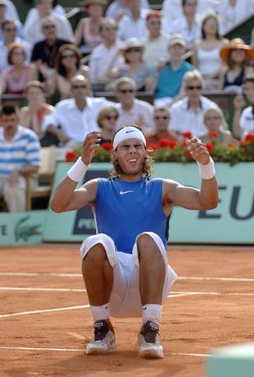 Rafa Nadal en Roland Garros de 2006, ganó a Roger Federer por 1-6, 6-1, 6-4, 7-6.