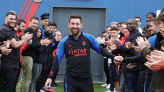 ¡Pasillo del PSG a Messi!