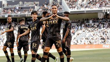 LAFC keeps their playoff hopes alive with win over Earthquakes
