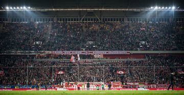 La escuadra alemana goza de un promedio de 38.749 aficionados por juego.