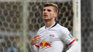 Leipzig&#039;s German forward Timo Werner reacts during the German first division Bundesliga football match SC Paderborn 07 vs RB Leipzig in Paderborn, western Germany on November 30, 2019. (Photo by INA FASSBENDER / AFP) / RESTRICTIONS: DFL REGULATIONS P