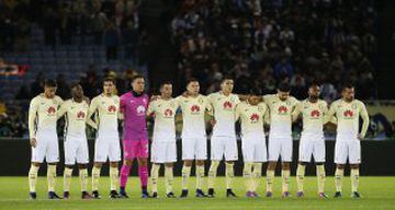 A minute's silence was held in memory of those who died in the Chapesoense tragedy