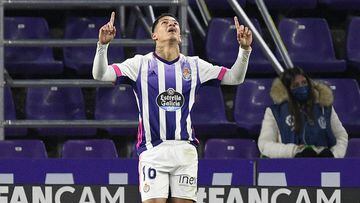 VALLADOLID, SPAIN - NOVEMBER 27: Marcos Andre of Real Valladolid celebrates after scoring their team&#039;s first goal during the La Liga Santander match between Real Valladolid CF and Levante UD at Estadio Municipal Jose Zorrilla on November 27, 2020 in 