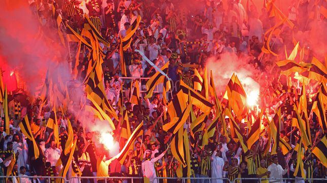 Ahmed Al Omran on X: 🚨 Iran's Sepahan game against al-Ittihad in the  Asian Champions League cancelled after the Saudi team refused to take the  pitch reportedly due to the presence of
