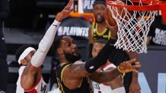 LAKE BUENA VISTA, FLORIDA - AUGUST 24: LeBron James #23 of the Los Angeles Lakers shoots against Carmelo Anthony #00 of the Portland Trail Blazers during the second quarter in Game Four of the Western Conference First Round during the 2020 NBA Playoffs at