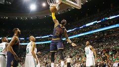 BOSTON, MA - MAY 25: (EDITORS NOTE: Retransmission with alternate crop.) LeBron James #23 of the Cleveland Cavaliers dunks in the third quarter against the Boston Celtics during Game Five of the 2017 NBA Eastern Conference Finals at TD Garden on May 25, 2017 in Boston, Massachusetts. NOTE TO USER: User expressly acknowledges and agrees that, by downloading and or using this photograph, User is consenting to the terms and conditions of the Getty Images License Agreement.   Elsa/Getty Images/AFP == FOR NEWSPAPERS, INTERNET, TELCOS &amp; TELEVISION USE ONLY ==